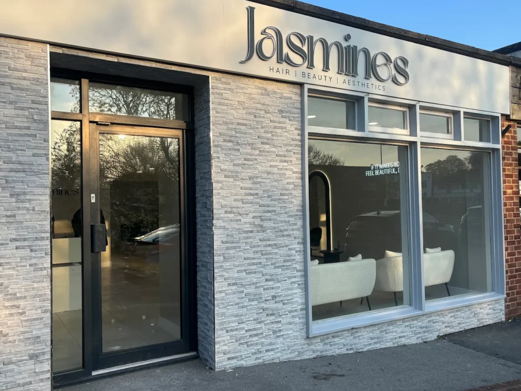 Jasmines salon exterior in Stubbington, Fareham, where Aure Wellness is based